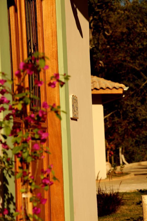 Solario Chales Hotel Bueno Brandão Eksteriør billede