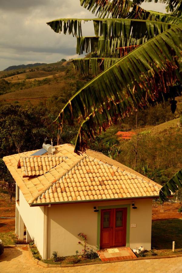 Solario Chales Hotel Bueno Brandão Eksteriør billede